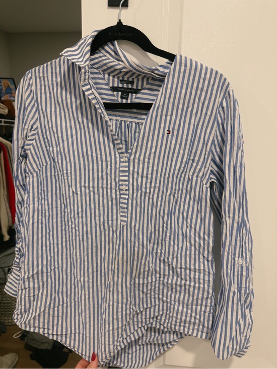 Tommy Hilfiger Tops - TOMMY HILFIGER top M